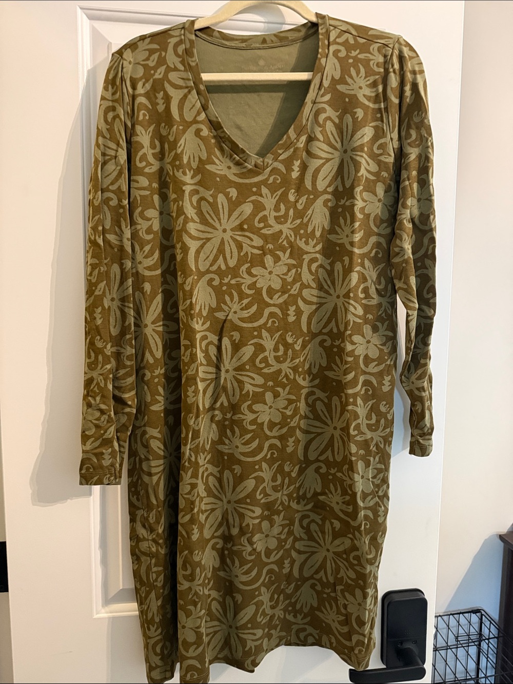 The Territory Ahead Olive Green Floral V-Neck Midi Dress XL